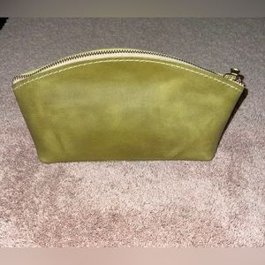 🦄 Portland Leather Eclipse Makeup Bag